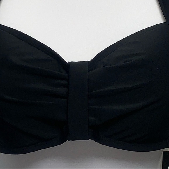 OCEAN BLUES | Size S | Black Ruched Halter Swim Top - Picture 3 of 8